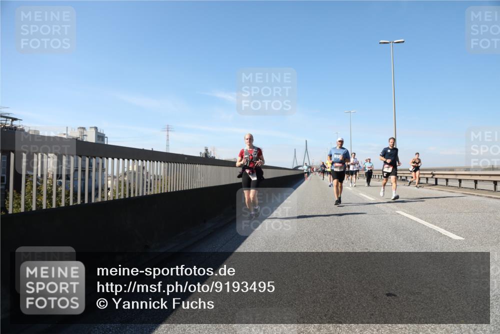 03.10.2025 - Köhlbrandbrückenlauf Yannick Fuchs http://msf.ph/oto/9193495 03.10.2025 11:55:16 Position 3  meine-sportfotos.de