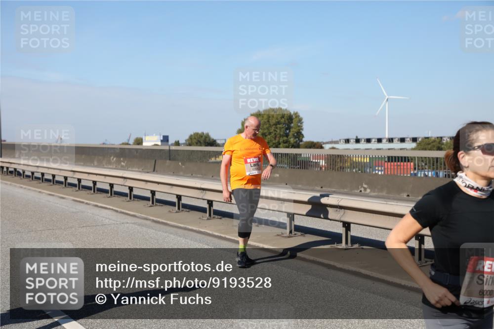 03.10.2025 - Köhlbrandbrückenlauf Yannick Fuchs http://msf.ph/oto/9193528 03.10.2025 12:17:16 Position 3 6000 meine-sportfotos.de
