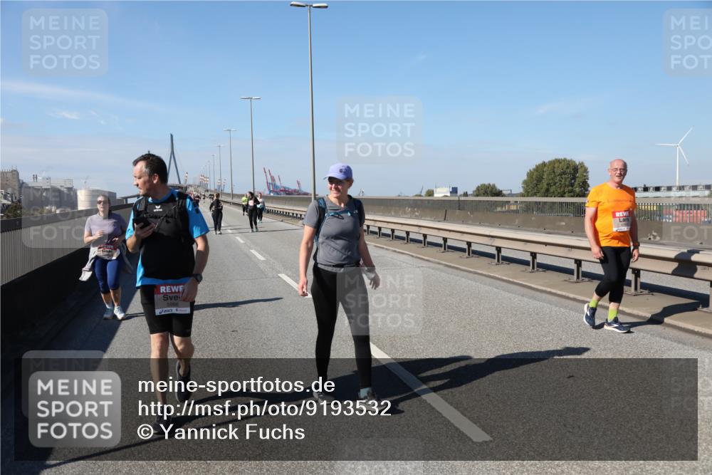 03.10.2025 - Köhlbrandbrückenlauf Yannick Fuchs http://msf.ph/oto/9193532 03.10.2025 12:17:16 Position 3 5988 meine-sportfotos.de