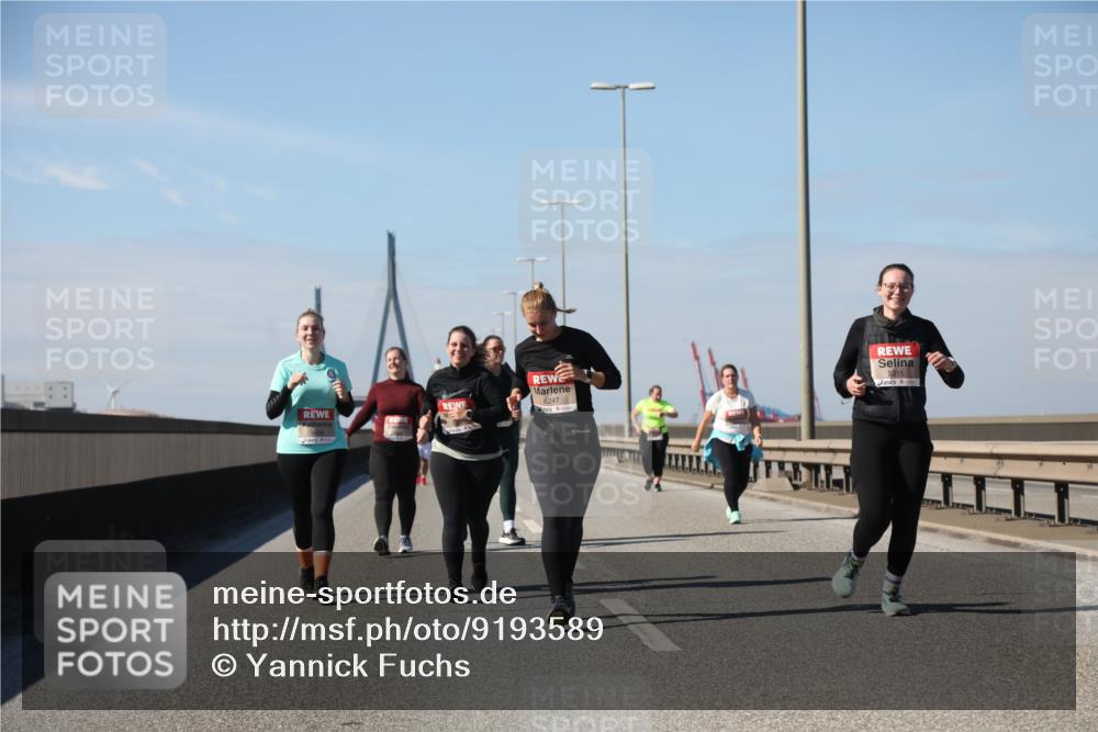 03.10.2025 - Köhlbrandbrückenlauf Yannick Fuchs http://msf.ph/oto/9193589 03.10.2025 12:17:24 Position 3 6247, 5315 meine-sportfotos.de
