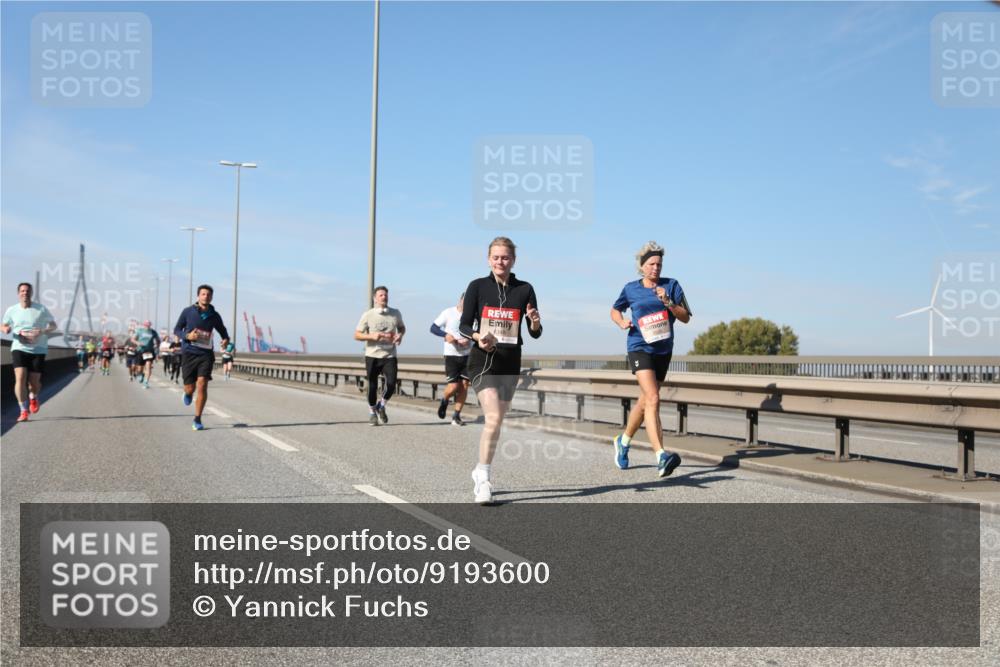 03.10.2025 - Köhlbrandbrückenlauf Yannick Fuchs http://msf.ph/oto/9193600 03.10.2025 11:55:22 Position 3  meine-sportfotos.de