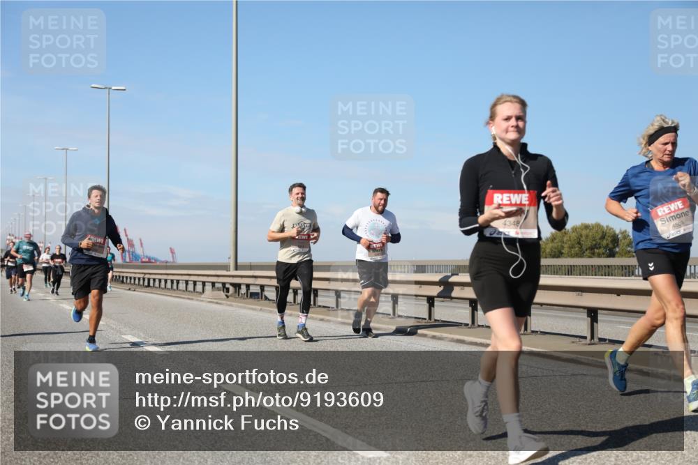 03.10.2025 - Köhlbrandbrückenlauf Yannick Fuchs http://msf.ph/oto/9193609 03.10.2025 11:55:23 Position 3 4348, 4509 meine-sportfotos.de