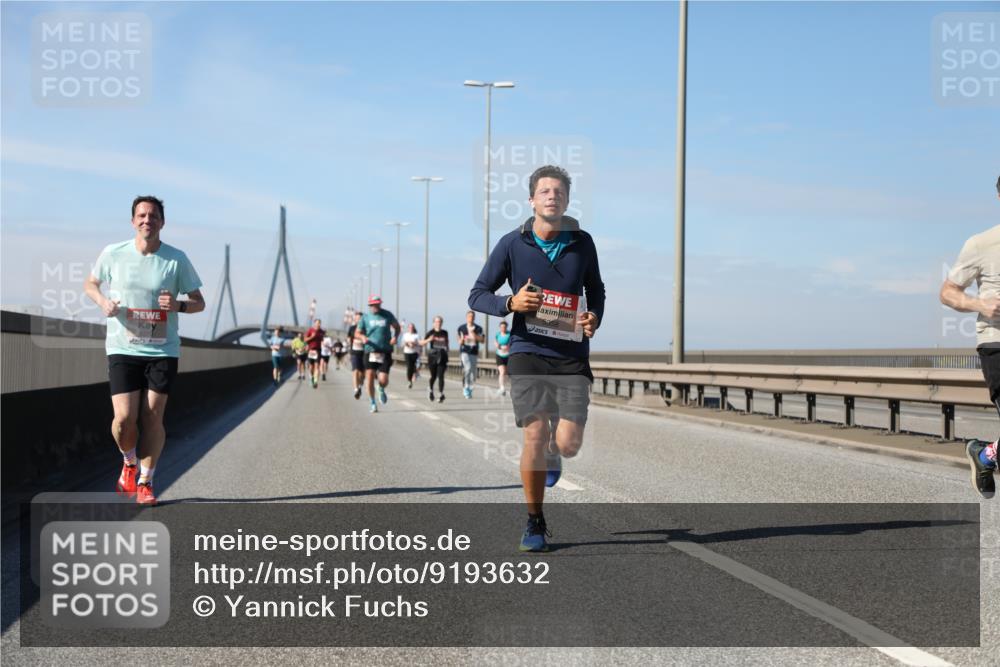 03.10.2025 - Köhlbrandbrückenlauf Yannick Fuchs http://msf.ph/oto/9193632 03.10.2025 11:55:24 Position 3 5358 meine-sportfotos.de