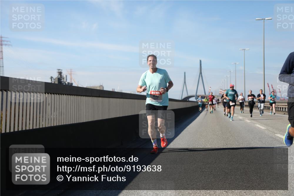 03.10.2025 - Köhlbrandbrückenlauf Yannick Fuchs http://msf.ph/oto/9193638 03.10.2025 11:55:25 Position 3 6370 meine-sportfotos.de