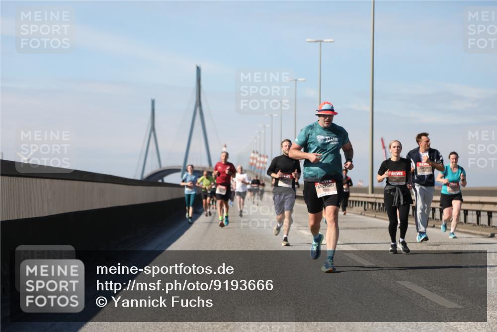 03.10.2025 - Köhlbrandbrückenlauf Yannick Fuchs http://msf.ph/oto/9193666 03.10.2025 11:55:28 Position 3 4259 meine-sportfotos.de