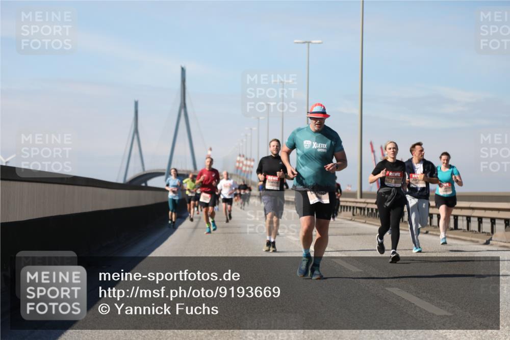 03.10.2025 - Köhlbrandbrückenlauf Yannick Fuchs http://msf.ph/oto/9193669 03.10.2025 11:55:28 Position 3  meine-sportfotos.de
