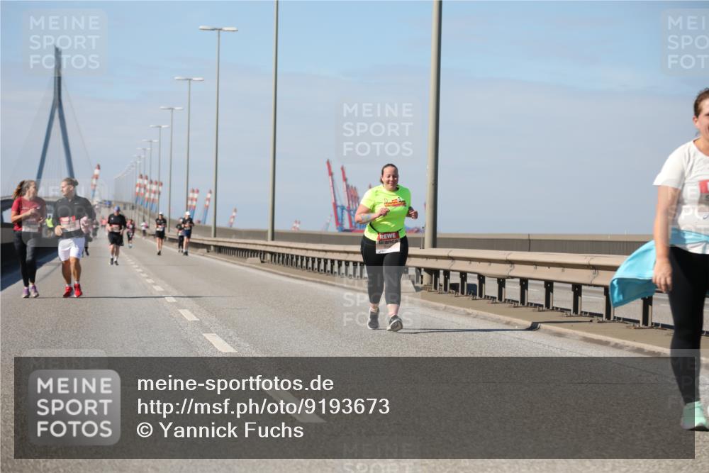 03.10.2025 - Köhlbrandbrückenlauf Yannick Fuchs http://msf.ph/oto/9193673 03.10.2025 12:17:31 Position 3  meine-sportfotos.de