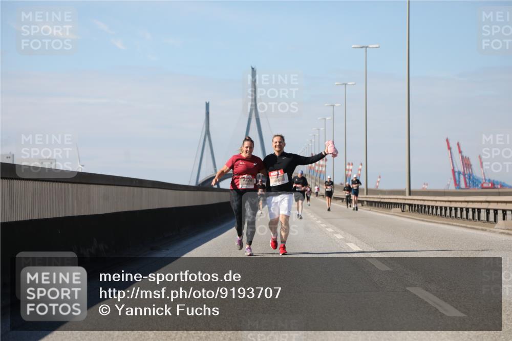 03.10.2025 - Köhlbrandbrückenlauf Yannick Fuchs http://msf.ph/oto/9193707 03.10.2025 12:17:35 Position 3  meine-sportfotos.de