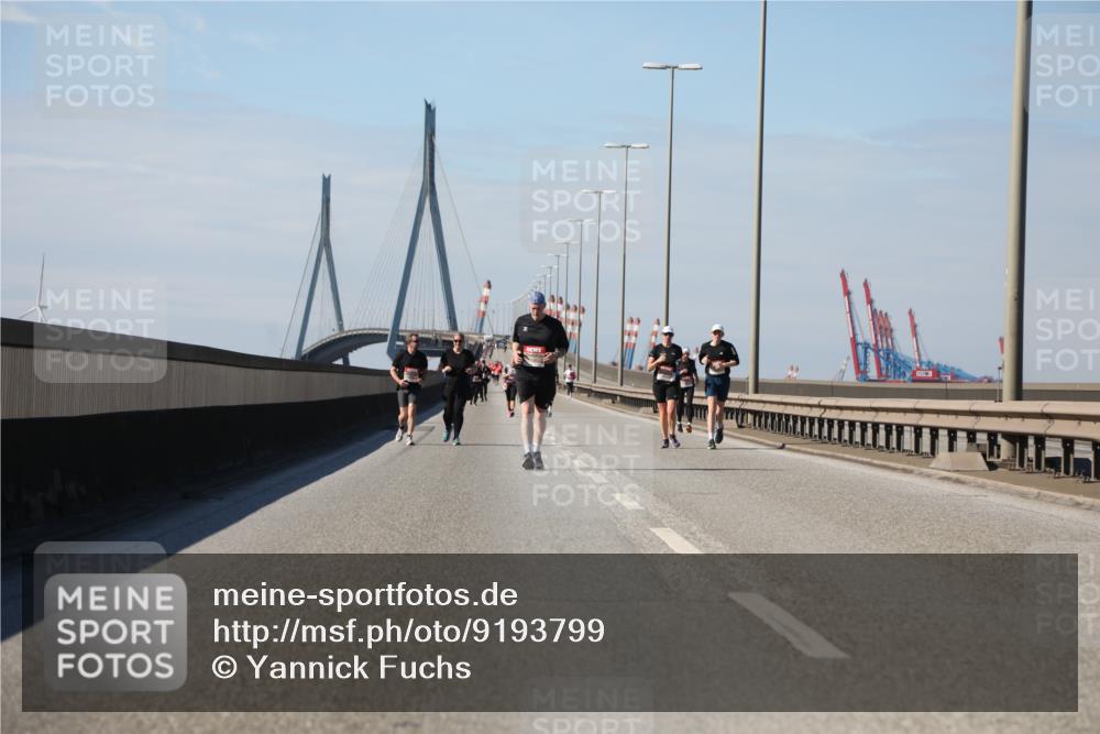 03.10.2025 - Köhlbrandbrückenlauf Yannick Fuchs http://msf.ph/oto/9193799 03.10.2025 12:17:45 Position 3  meine-sportfotos.de