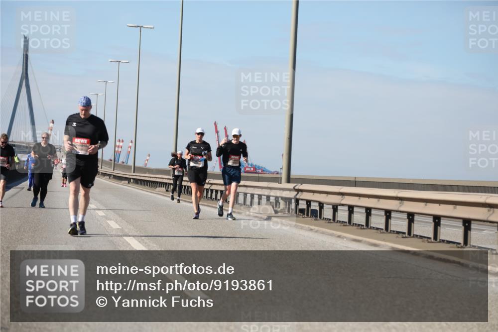 03.10.2025 - Köhlbrandbrückenlauf Yannick Fuchs http://msf.ph/oto/9193861 03.10.2025 12:17:52 Position 3  meine-sportfotos.de