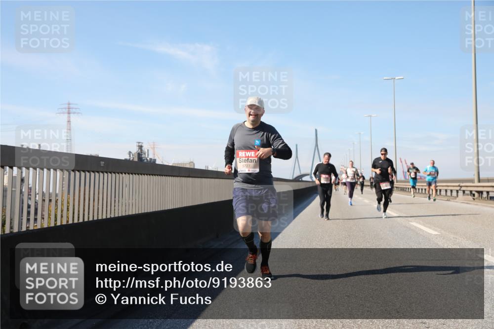 03.10.2025 - Köhlbrandbrückenlauf Yannick Fuchs http://msf.ph/oto/9193863 03.10.2025 11:55:47 Position 3  meine-sportfotos.de