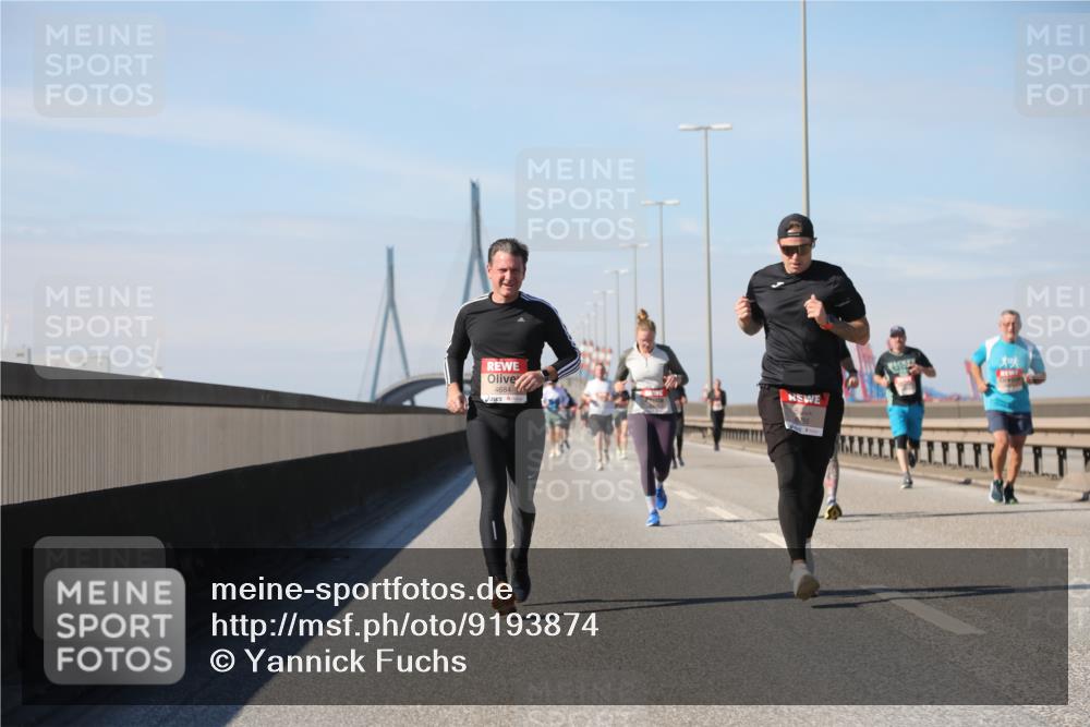 03.10.2025 - Köhlbrandbrückenlauf Yannick Fuchs http://msf.ph/oto/9193874 03.10.2025 11:55:48 Position 3 4684 meine-sportfotos.de