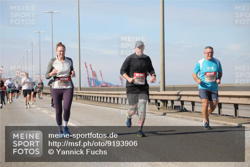 03.10.2025 - Köhlbrandbrückenlauf Yannick Fuchs http://msf.ph/oto/9193906 03.10.2025 11:55:51 Position 3 5309, 4692 meine-sportfotos.de