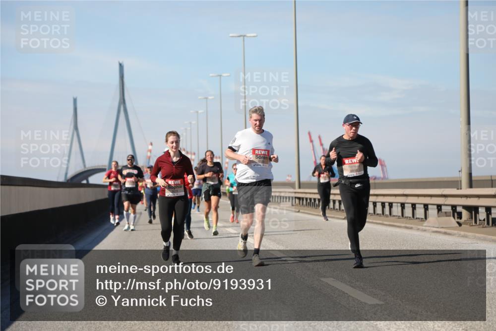 03.10.2025 - Köhlbrandbrückenlauf Yannick Fuchs http://msf.ph/oto/9193931 03.10.2025 11:55:58 Position 3 6810 meine-sportfotos.de