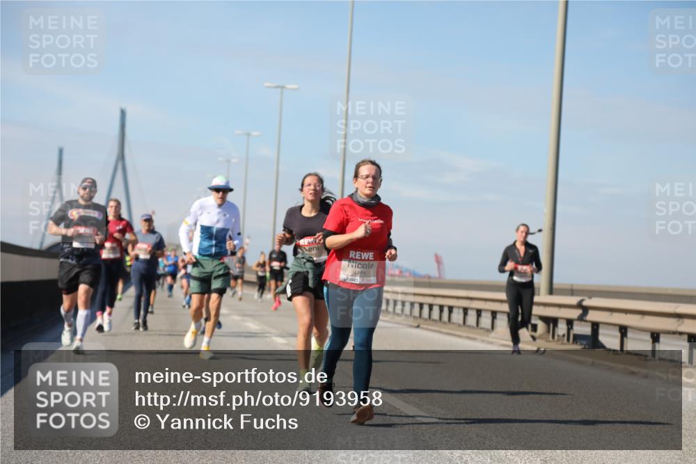 03.10.2025 - Köhlbrandbrückenlauf Yannick Fuchs http://msf.ph/oto/9193958 03.10.2025 11:56:03 Position 3 4869 meine-sportfotos.de
