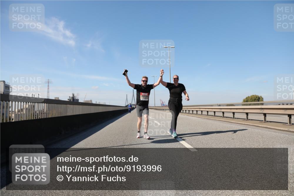03.10.2025 - Köhlbrandbrückenlauf Yannick Fuchs http://msf.ph/oto/9193996 03.10.2025 12:18:04 Position 3  meine-sportfotos.de