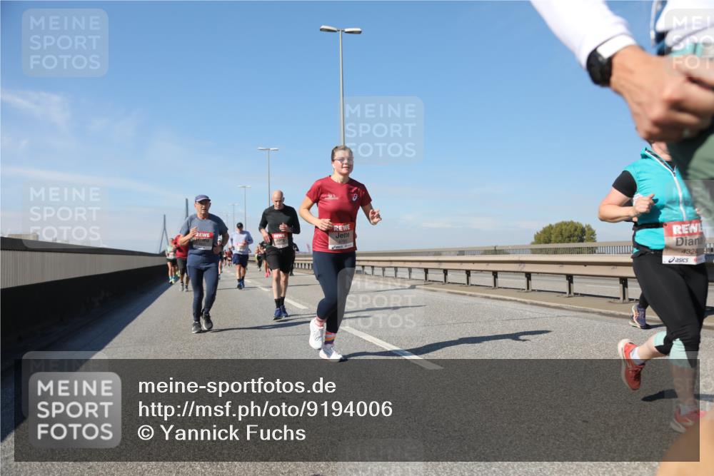 03.10.2025 - Köhlbrandbrückenlauf Yannick Fuchs http://msf.ph/oto/9194006 03.10.2025 11:56:09 Position 3 4324 meine-sportfotos.de