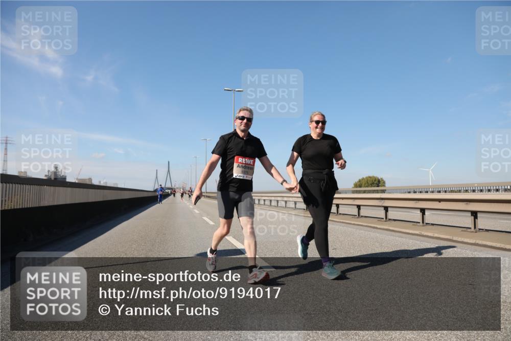 03.10.2025 - Köhlbrandbrückenlauf Yannick Fuchs http://msf.ph/oto/9194017 03.10.2025 12:18:05 Position 3 5375 meine-sportfotos.de