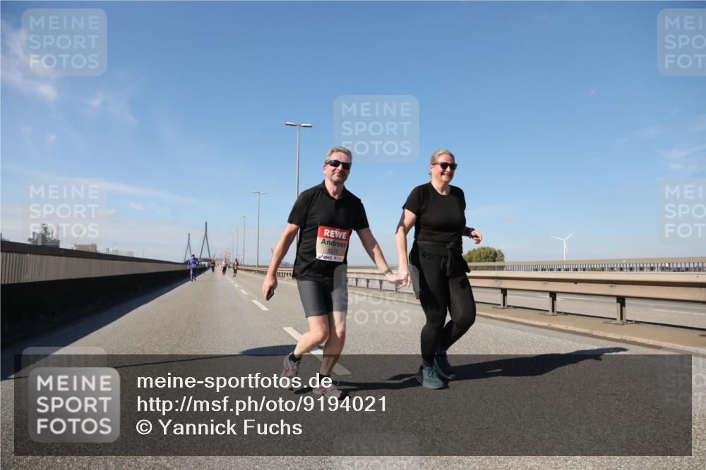03.10.2025 - Köhlbrandbrückenlauf Yannick Fuchs http://msf.ph/oto/9194021 03.10.2025 12:18:05 Position 3 5375 meine-sportfotos.de