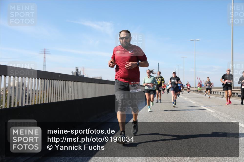 03.10.2025 - Köhlbrandbrückenlauf Yannick Fuchs http://msf.ph/oto/9194034 03.10.2025 11:56:13 Position 3 4437 meine-sportfotos.de