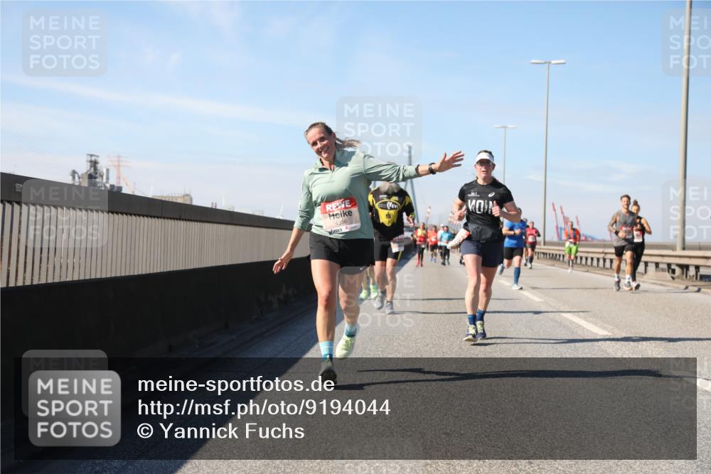 03.10.2025 - Köhlbrandbrückenlauf Yannick Fuchs http://msf.ph/oto/9194044 03.10.2025 11:56:14 Position 3 4356 meine-sportfotos.de