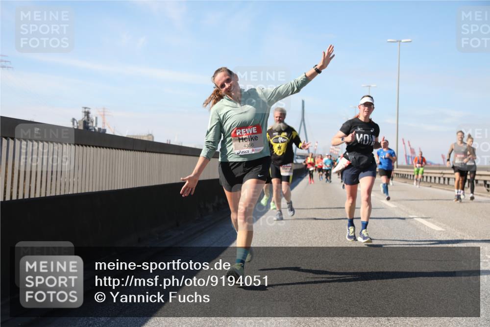 03.10.2025 - Köhlbrandbrückenlauf Yannick Fuchs http://msf.ph/oto/9194051 03.10.2025 11:56:15 Position 3 4356 meine-sportfotos.de