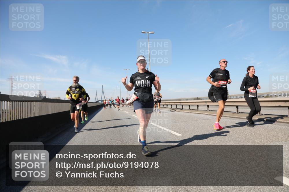 03.10.2025 - Köhlbrandbrückenlauf Yannick Fuchs http://msf.ph/oto/9194078 03.10.2025 11:56:16 Position 3  meine-sportfotos.de