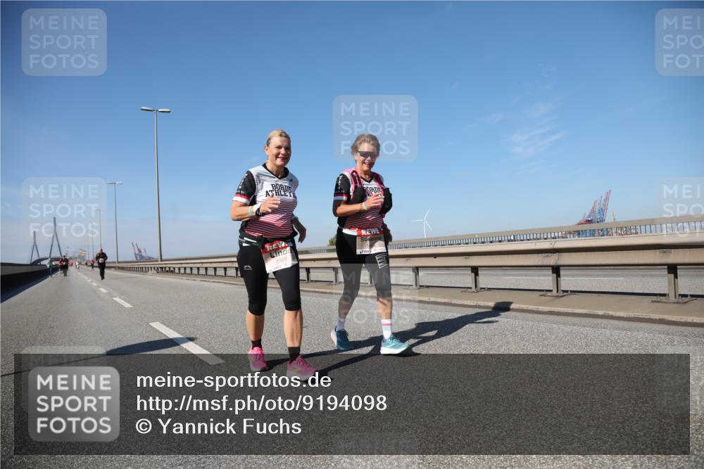 03.10.2025 - Köhlbrandbrückenlauf Yannick Fuchs http://msf.ph/oto/9194098 03.10.2025 12:18:23 Position 3 6550 meine-sportfotos.de