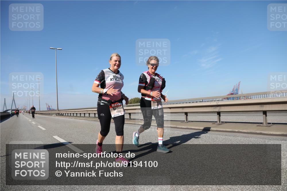 03.10.2025 - Köhlbrandbrückenlauf Yannick Fuchs http://msf.ph/oto/9194100 03.10.2025 12:18:23 Position 3 6550 meine-sportfotos.de