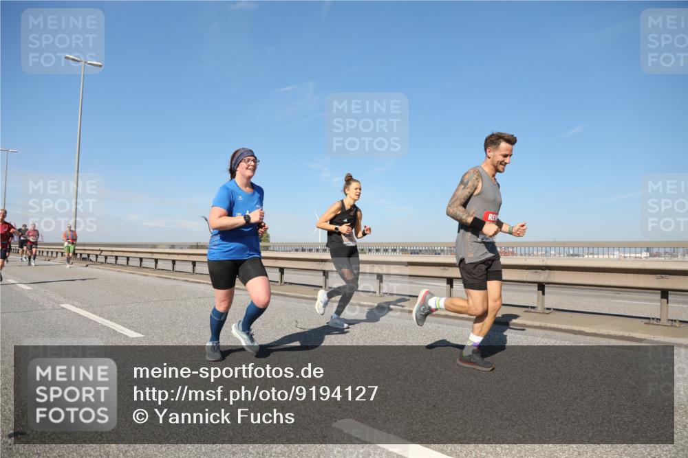 03.10.2025 - Köhlbrandbrückenlauf Yannick Fuchs http://msf.ph/oto/9194127 03.10.2025 11:56:20 Position 3  meine-sportfotos.de