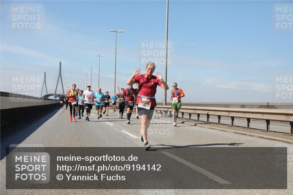 03.10.2025 - Köhlbrandbrückenlauf Yannick Fuchs http://msf.ph/oto/9194142 03.10.2025 11:56:21 Position 3  meine-sportfotos.de