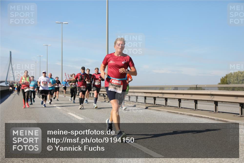 03.10.2025 - Köhlbrandbrückenlauf Yannick Fuchs http://msf.ph/oto/9194150 03.10.2025 11:56:22 Position 3 4803 meine-sportfotos.de