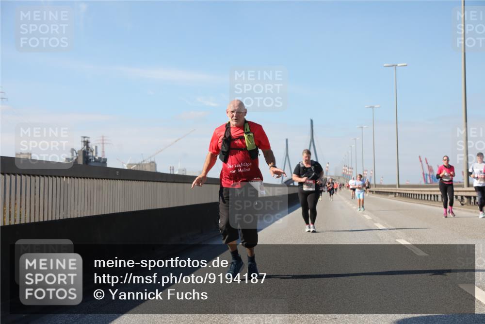 03.10.2025 - Köhlbrandbrückenlauf Yannick Fuchs http://msf.ph/oto/9194187 03.10.2025 12:18:47 Position 3  meine-sportfotos.de