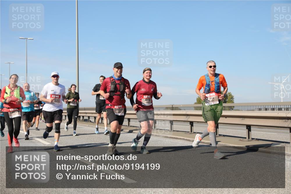 03.10.2025 - Köhlbrandbrückenlauf Yannick Fuchs http://msf.ph/oto/9194199 03.10.2025 11:56:24 Position 3 6790, 6069 meine-sportfotos.de