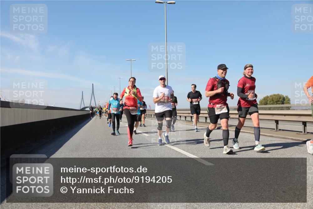 03.10.2025 - Köhlbrandbrückenlauf Yannick Fuchs http://msf.ph/oto/9194205 03.10.2025 11:56:25 Position 3  meine-sportfotos.de