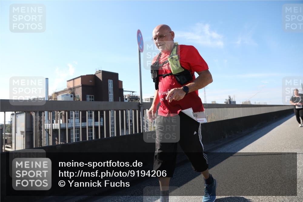 03.10.2025 - Köhlbrandbrückenlauf Yannick Fuchs http://msf.ph/oto/9194206 03.10.2025 12:18:49 Position 3 29 meine-sportfotos.de