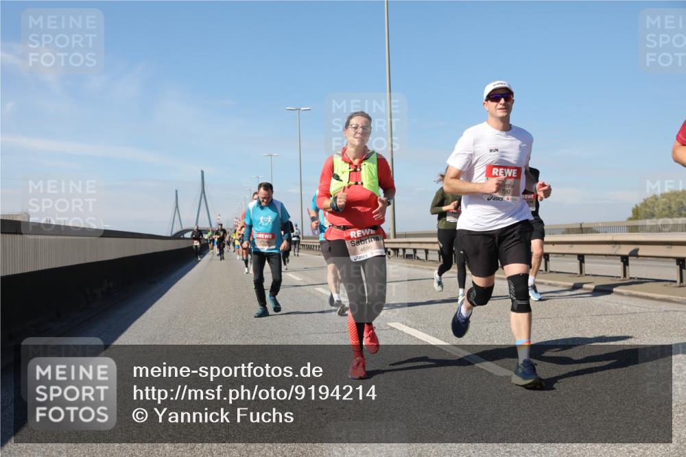 03.10.2025 - Köhlbrandbrückenlauf Yannick Fuchs http://msf.ph/oto/9194214 03.10.2025 11:56:26 Position 3 4696, 790 meine-sportfotos.de