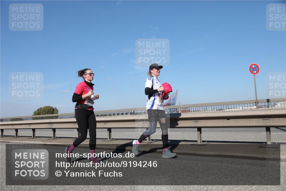 03.10.2025 - Köhlbrandbrückenlauf Yannick Fuchs http://msf.ph/oto/9194246 03.10.2025 12:18:55 Position 3  meine-sportfotos.de
