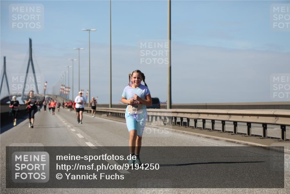 03.10.2025 - Köhlbrandbrückenlauf Yannick Fuchs http://msf.ph/oto/9194250 03.10.2025 12:18:57 Position 3 5611 meine-sportfotos.de