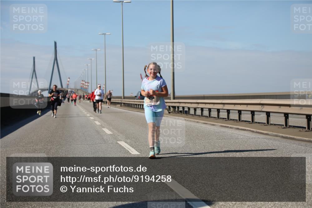 03.10.2025 - Köhlbrandbrückenlauf Yannick Fuchs http://msf.ph/oto/9194258 03.10.2025 12:18:58 Position 3  meine-sportfotos.de