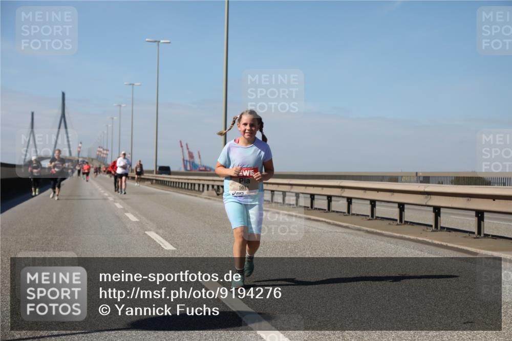 03.10.2025 - Köhlbrandbrückenlauf Yannick Fuchs http://msf.ph/oto/9194276 03.10.2025 12:18:59 Position 3 5611 meine-sportfotos.de