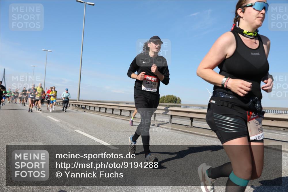 03.10.2025 - Köhlbrandbrückenlauf Yannick Fuchs http://msf.ph/oto/9194288 03.10.2025 11:56:32 Position 3 5087, 68 meine-sportfotos.de