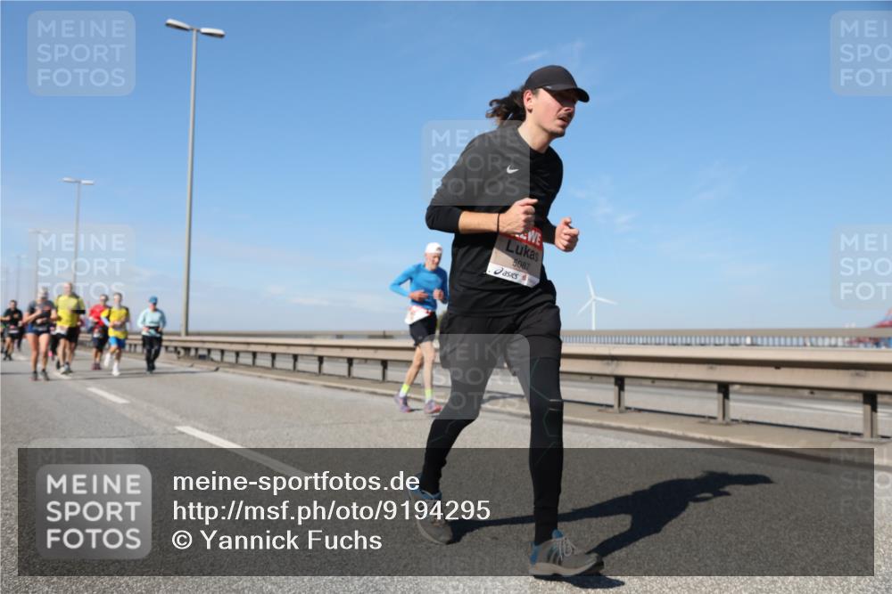 03.10.2025 - Köhlbrandbrückenlauf Yannick Fuchs http://msf.ph/oto/9194295 03.10.2025 11:56:33 Position 3 5087 meine-sportfotos.de