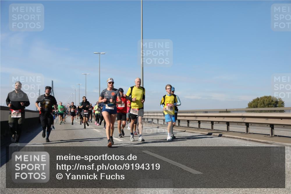 03.10.2025 - Köhlbrandbrückenlauf Yannick Fuchs http://msf.ph/oto/9194319 03.10.2025 11:56:35 Position 3  meine-sportfotos.de