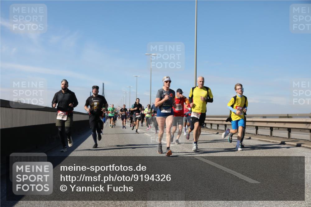 03.10.2025 - Köhlbrandbrückenlauf Yannick Fuchs http://msf.ph/oto/9194326 03.10.2025 11:56:36 Position 3  meine-sportfotos.de