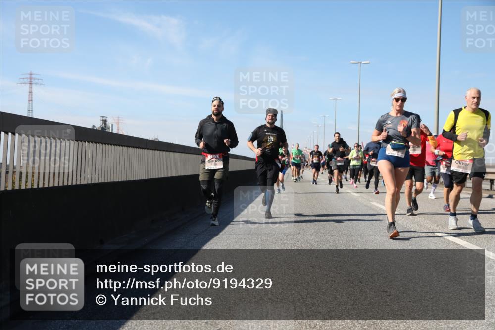 03.10.2025 - Köhlbrandbrückenlauf Yannick Fuchs http://msf.ph/oto/9194329 03.10.2025 11:56:36 Position 3  meine-sportfotos.de
