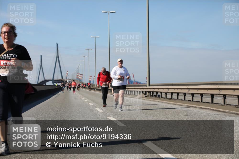03.10.2025 - Köhlbrandbrückenlauf Yannick Fuchs http://msf.ph/oto/9194336 03.10.2025 12:19:08 Position 3 591 meine-sportfotos.de