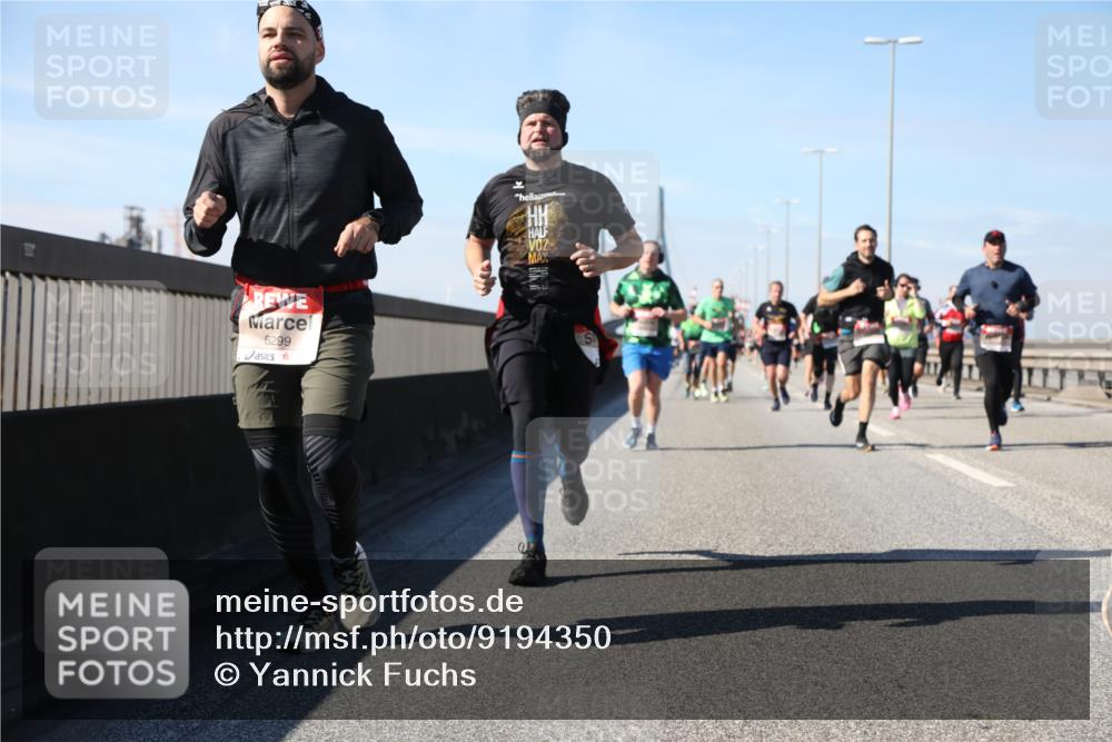 03.10.2025 - Köhlbrandbrückenlauf Yannick Fuchs http://msf.ph/oto/9194350 03.10.2025 11:56:37 Position 3 6299, 02 meine-sportfotos.de