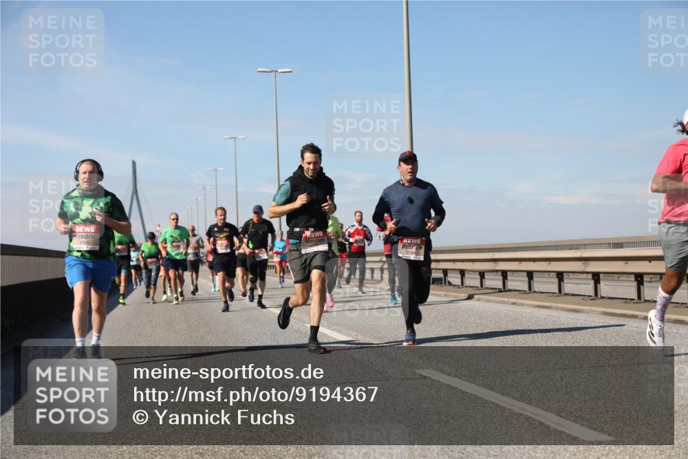 03.10.2025 - Köhlbrandbrückenlauf Yannick Fuchs http://msf.ph/oto/9194367 03.10.2025 11:56:38 Position 3 6316, 6189 meine-sportfotos.de