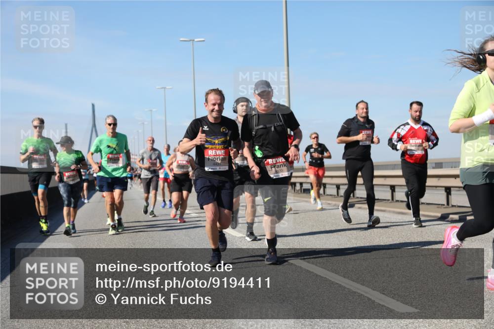 03.10.2025 - Köhlbrandbrückenlauf Yannick Fuchs http://msf.ph/oto/9194411 03.10.2025 11:56:42 Position 3 4431, 330 meine-sportfotos.de